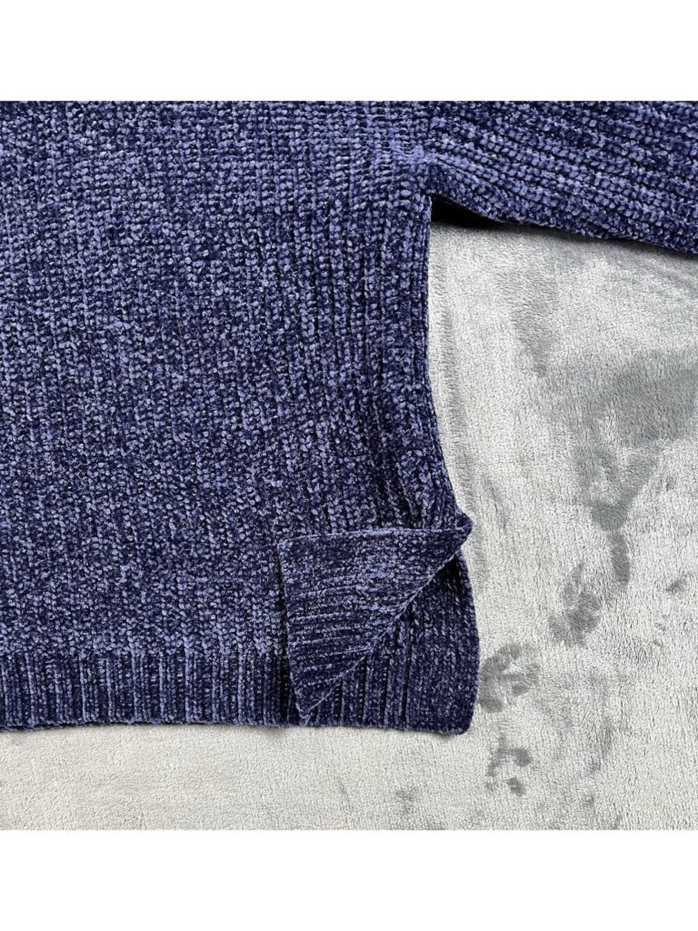 Aerie Sweater Womens Size XS Super Soft Chunky Chenille Blue Notched Pullover - Picture 3 of 7